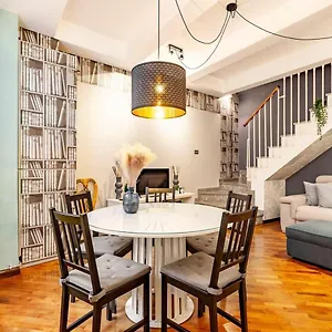 https://design-villa-with-parking-navigli-area-milan-it.italymilanhotels.net